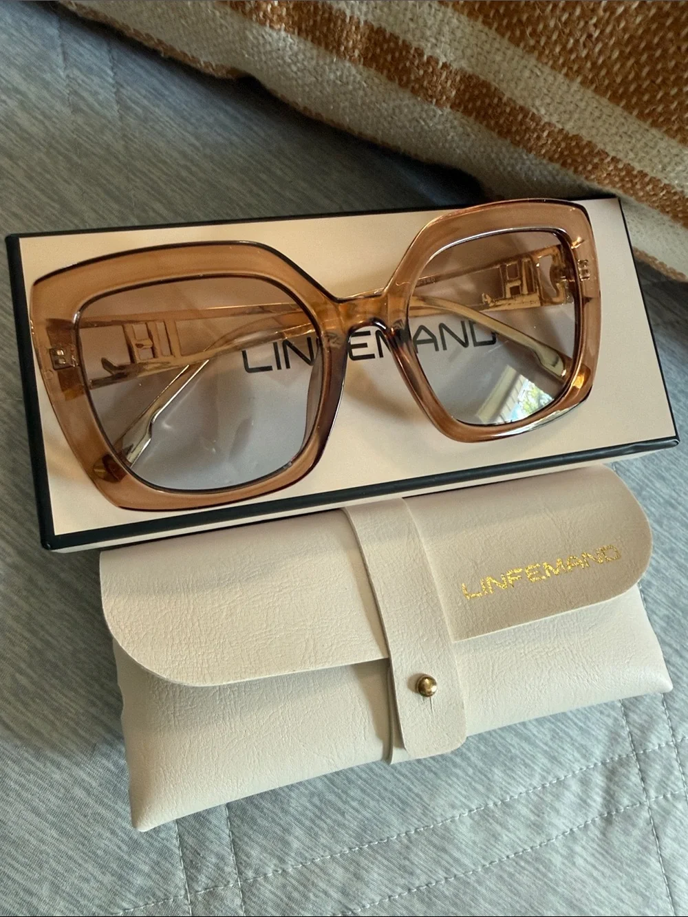 Women’s Square Gradient Sunglasses in Brown - NIB